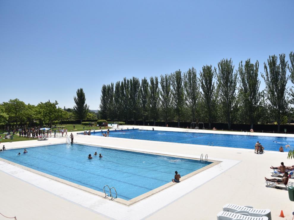 Las piscinas de la Ciudad Deportiva han abierto este viernes tras la reforma.