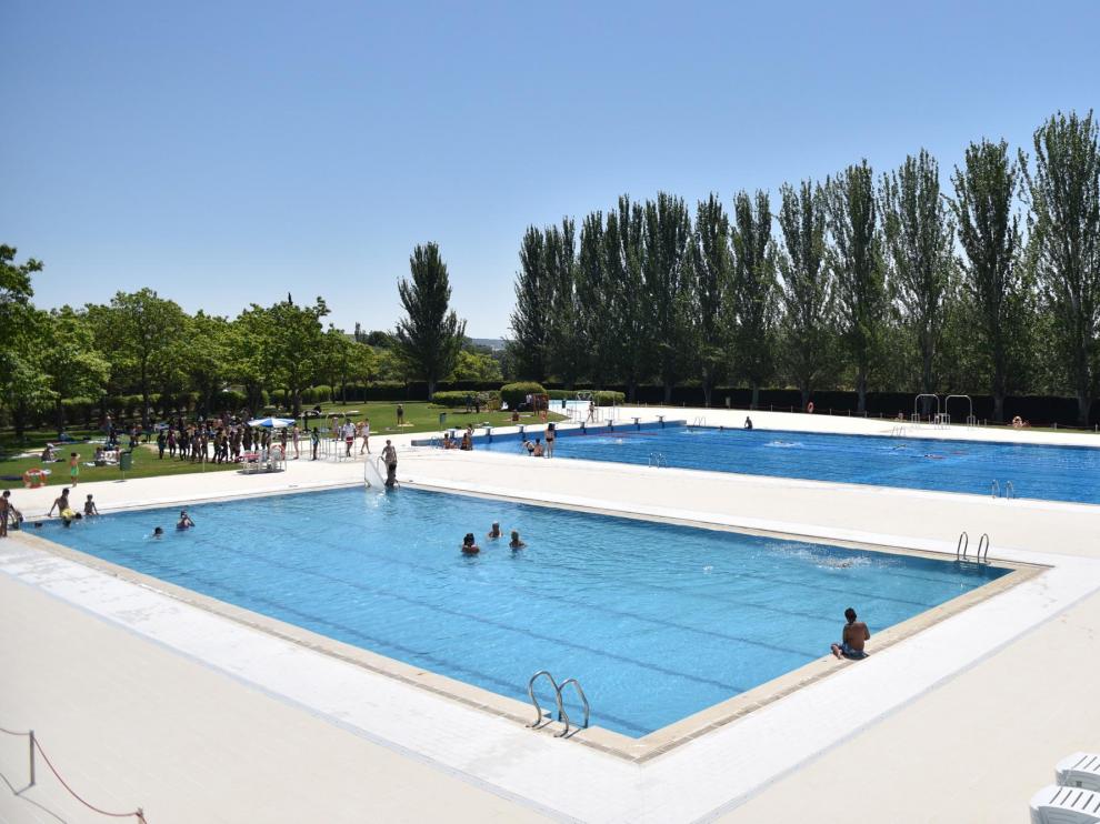 Las piscinas de la Ciudad Deportiva han abierto este viernes tras la reforma.