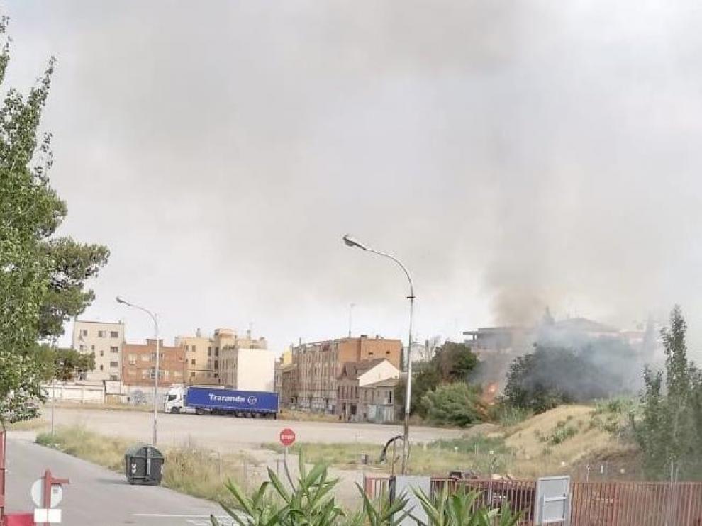 Pequeño incendio de matorral en Casetas.