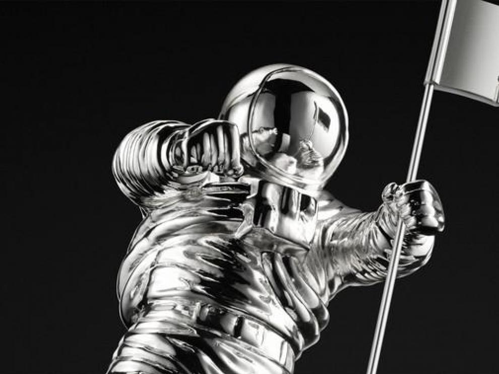 La estatuilla de los premios MTV Video Music Awards, instituidos en 1984 para los mejores videoclips del año, es un astronauta plantando una bandera.