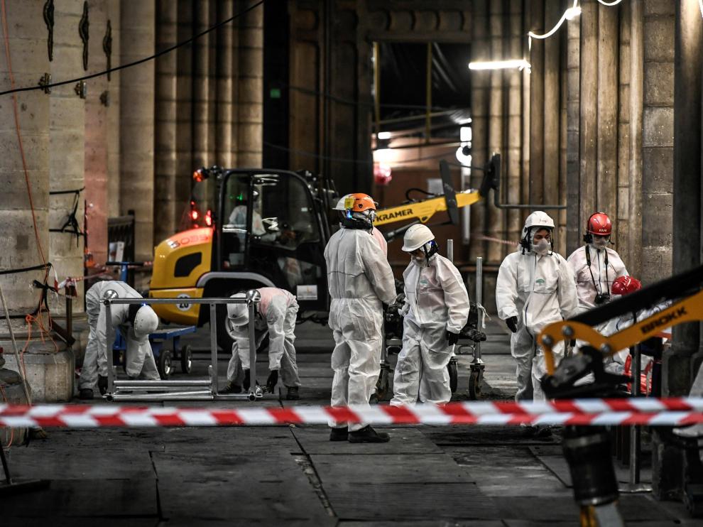 Continúan las tareas de reparación del techo de la Catedral