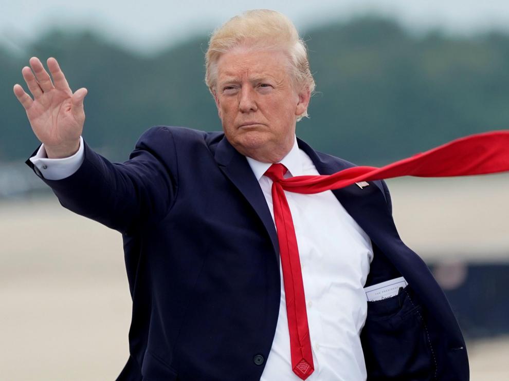 Donald Trump, a su llegada a Greenville, en Carolina del Norte, en el Force One.