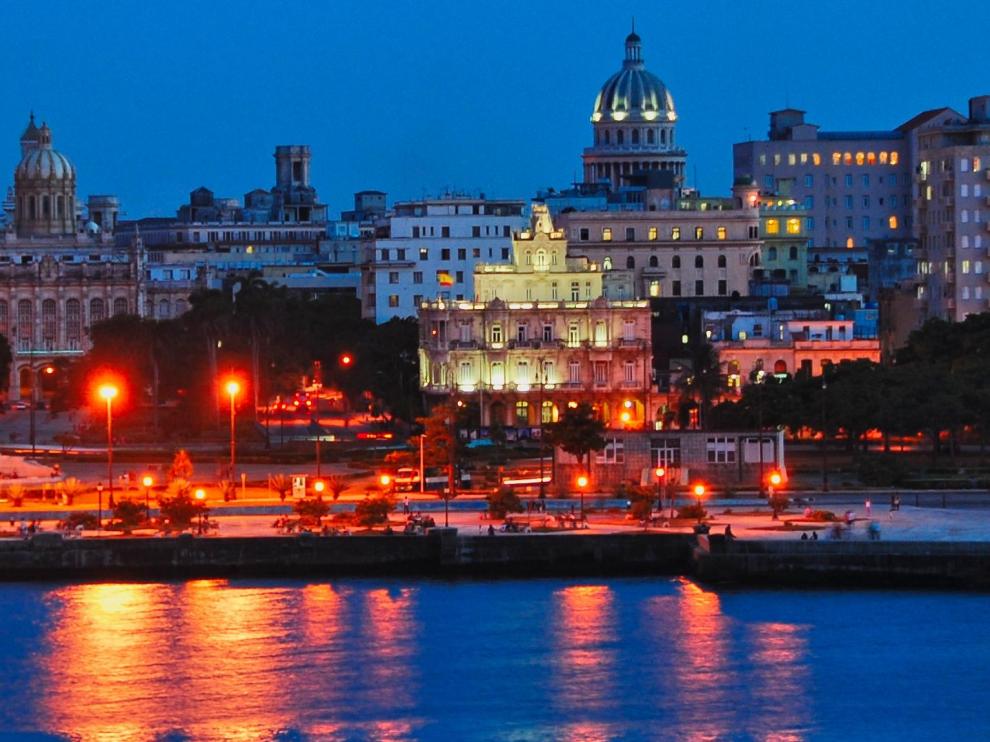 Malecón de la habana, destino hacia donde la Valbanera se dirigía y nunca llegó a atracar.