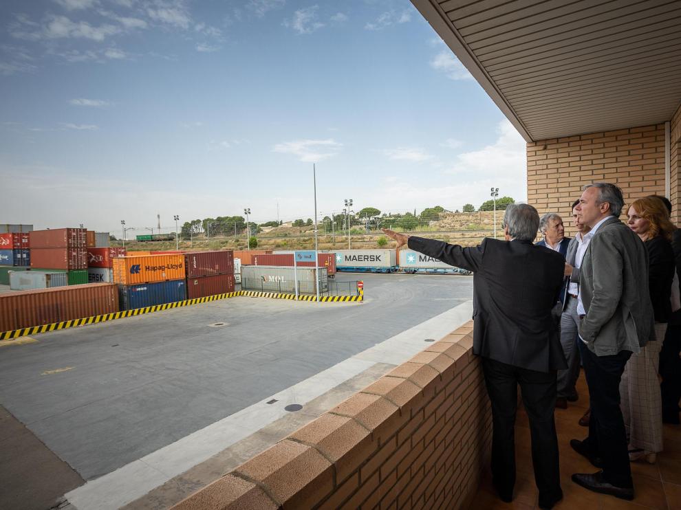 Jorge Azcón, en su visita a Mercazaragoza.