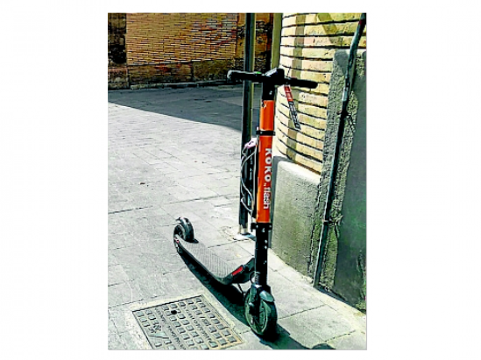 De las 41 multas que la Policía Local ha impuesto por aparcar indebidamente desde que entró en vigor la ordenanza de circulación de patinetes, 14 han sido de carácter leve y 27, grave.