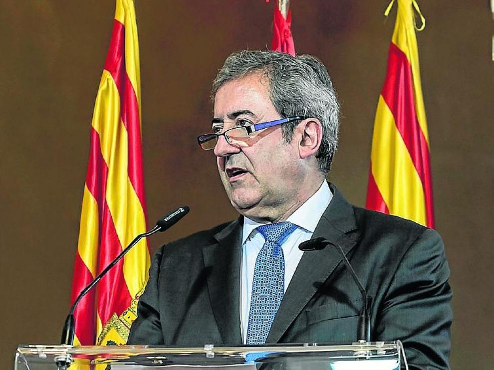 El fiscal Javier Zaragoza, en su discurso del Premio Aragón.