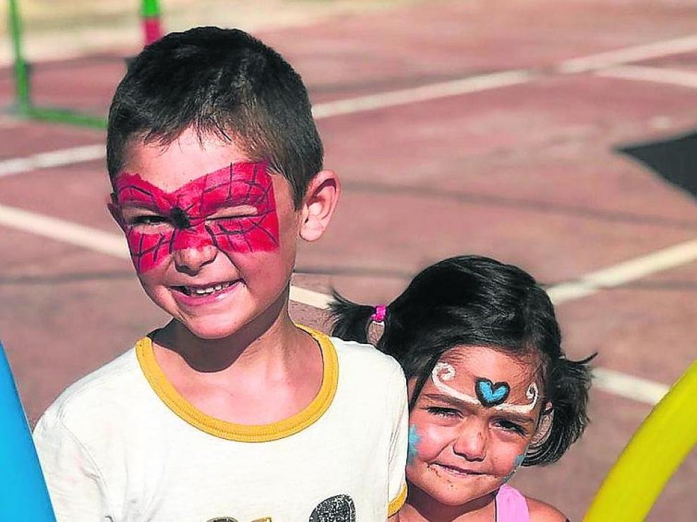 Pinta caras para los más pequeños en Cascante del Río.