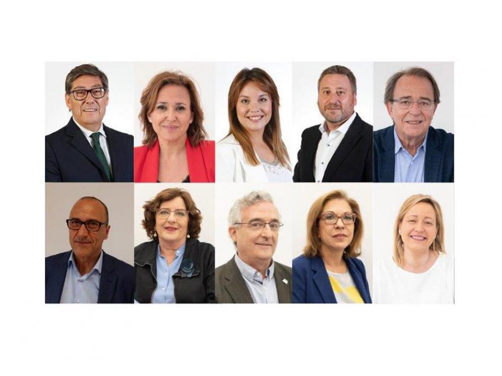 El nuevo Gobierno cuatripartito de Lambán, con Aliaga de vicepresidente y nueve consejeros.