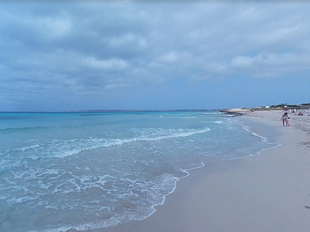 Han sido localizados este lunes por la mañana por la Guardia Civil en la playa de Migjorn, de Formentera.