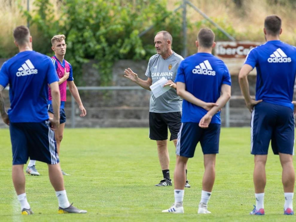Inicio de la pretemporada en Boltaña, a mitad de julio, con las primeras órdenes de Víctor Fernández al equipo.