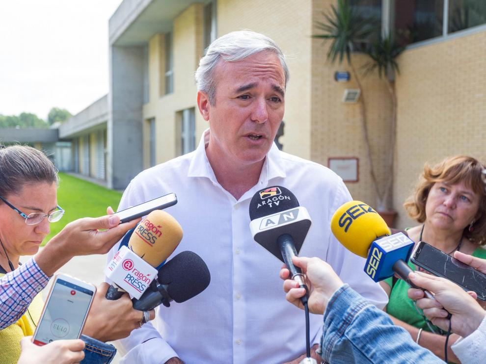 Jorge Azcón, este martes por la mañana en Zaragoza