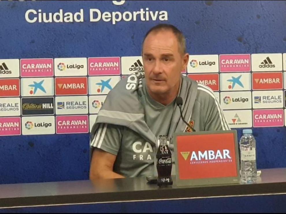 Víctor Fernández, al mediodía de este viernes en la rueda de prensa previa al partido de Ponferrada.