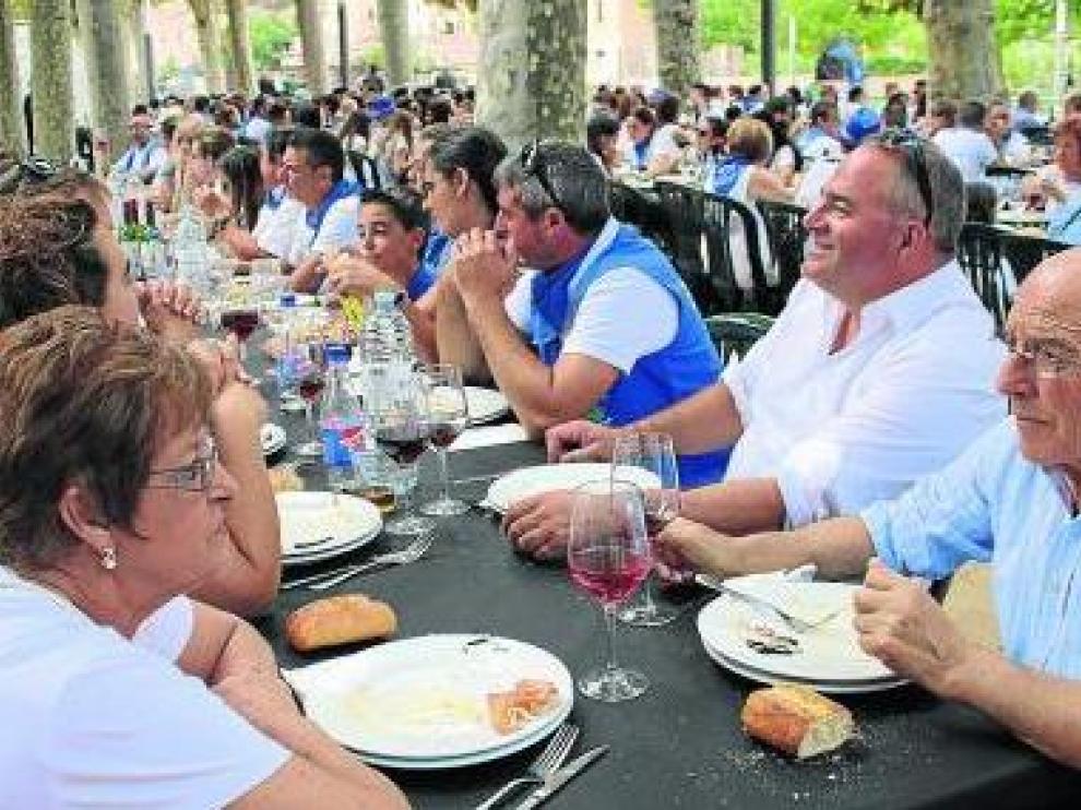 Los vecinos se reunieron en el parque de Pradiel para hacer un balance de las festividades.