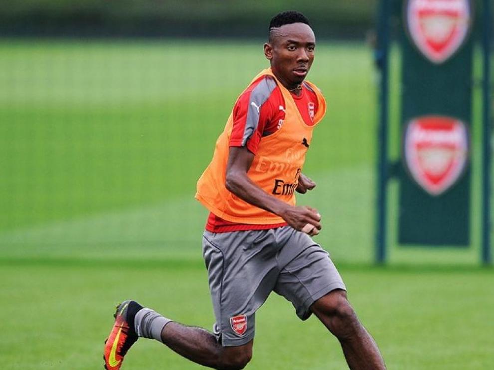 Kelechi Nwakali, en un entrenamiento con el Arsenal.