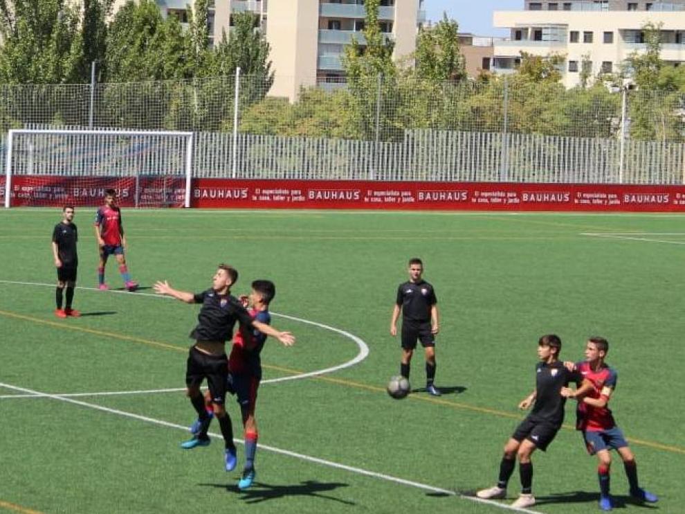 Fútbol-División de Honor Cadete. Oliver-Teruel.