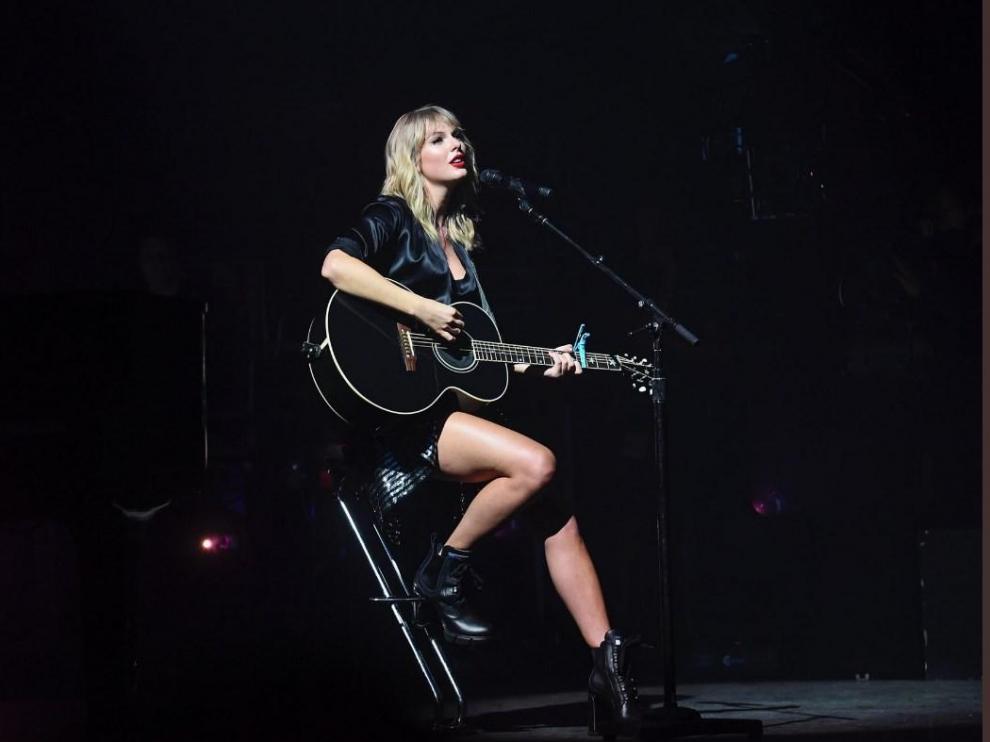 Taylor Swift en el concierto de París.