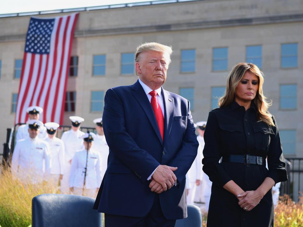 Donald Trump y Melania Trump en un acto de homenaje a las víctimas del 11-S en el Pentágono.