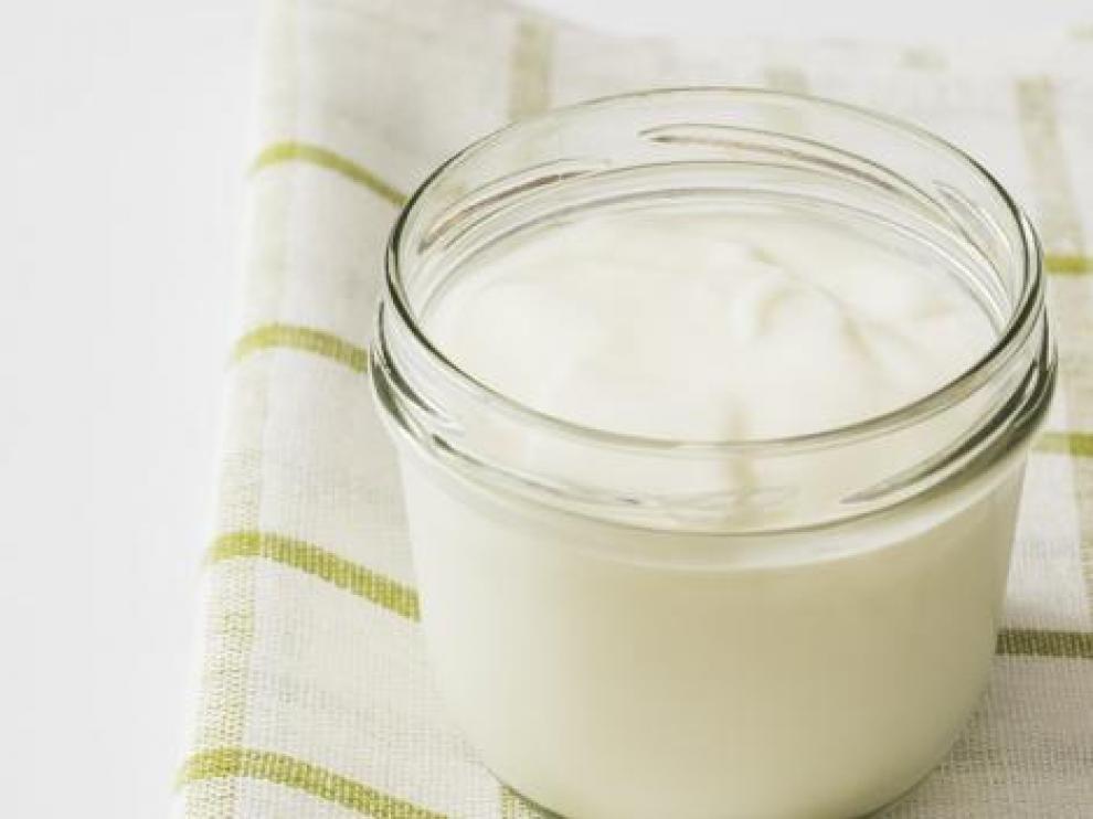 No hacen falta muchos ingredientes para elaborar una buena mayonesa casera.