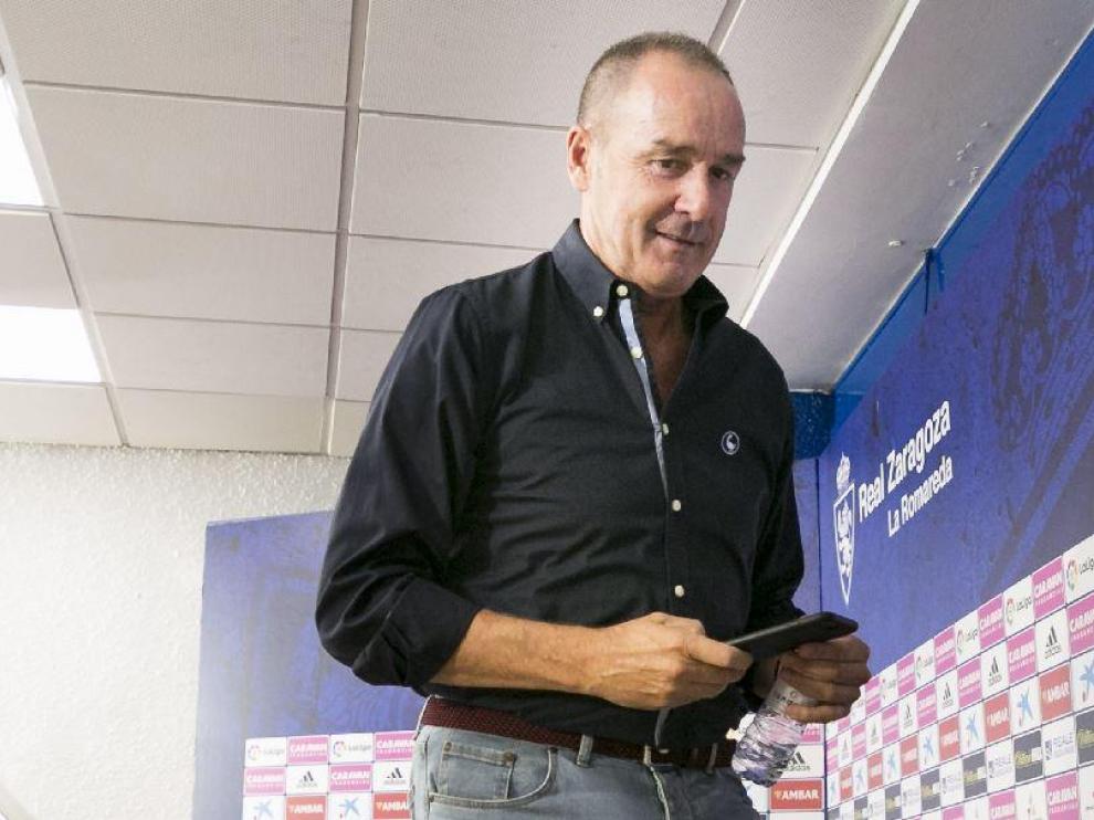 Víctor Fernández, en La Romareda.
