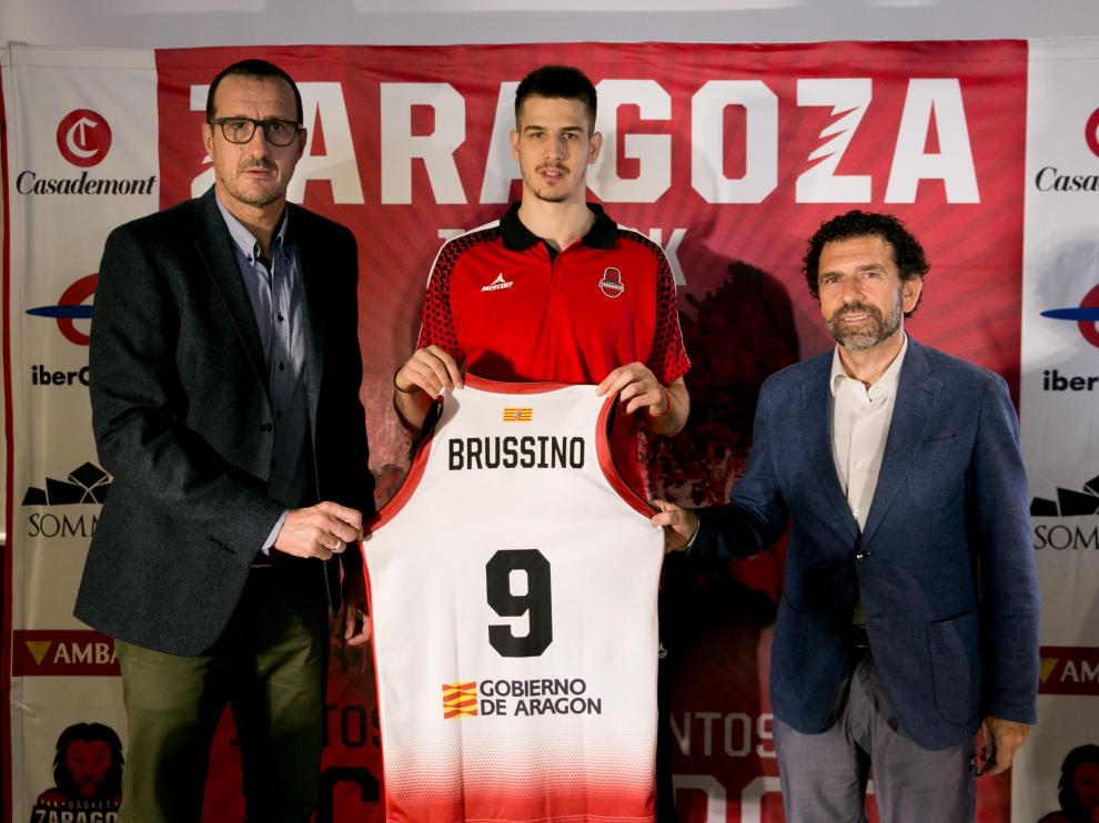 Presentación del escolta argentino del Casademont Zaragoza, Nicolás Brussino.