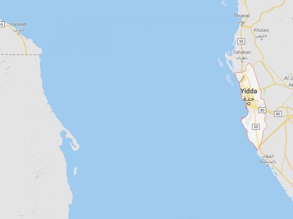 Un petrolero iraní fue alcanzado este viernes por varios misiles cerca de la ciudad saudí de Yeda.