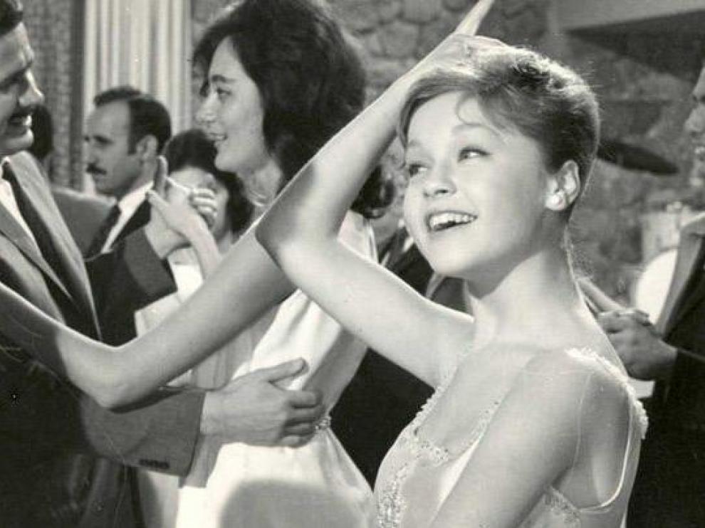 Pepa Flores, cuando era Marisol, en una de sus películas de juventud.