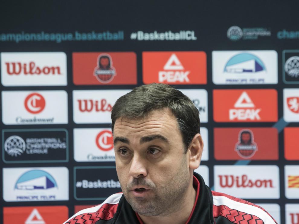 Sergio Lamúa, entrenador ayudante del Casademont, esta mañana en rueda de prensa.