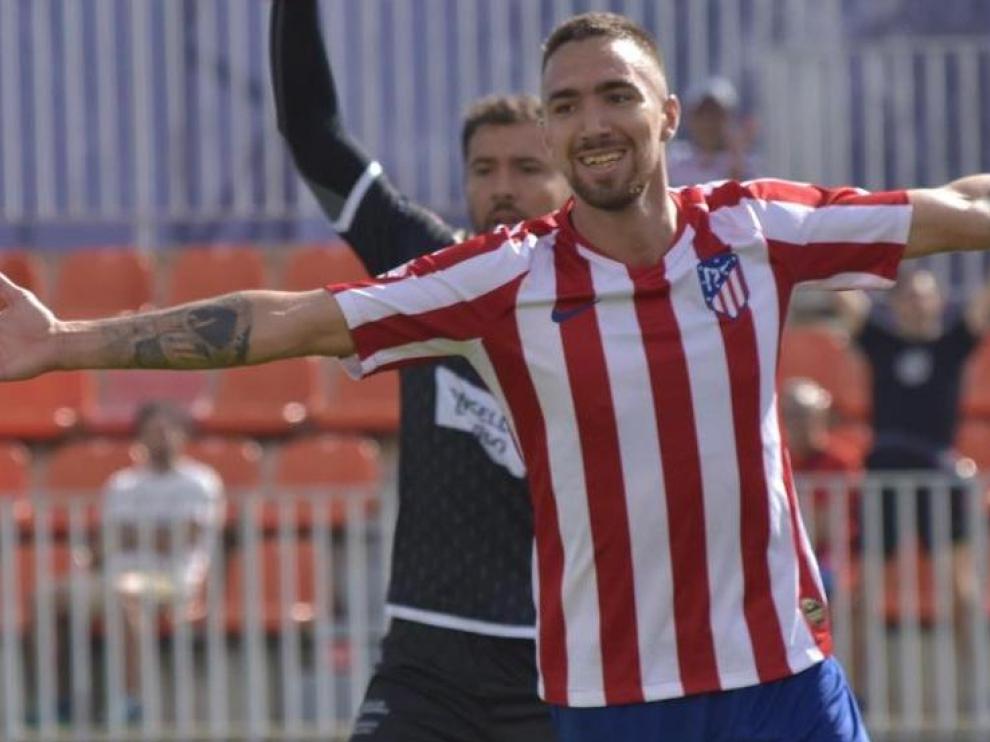 Darío, objetivo del Zaragoza para su ataque, celebra un gol