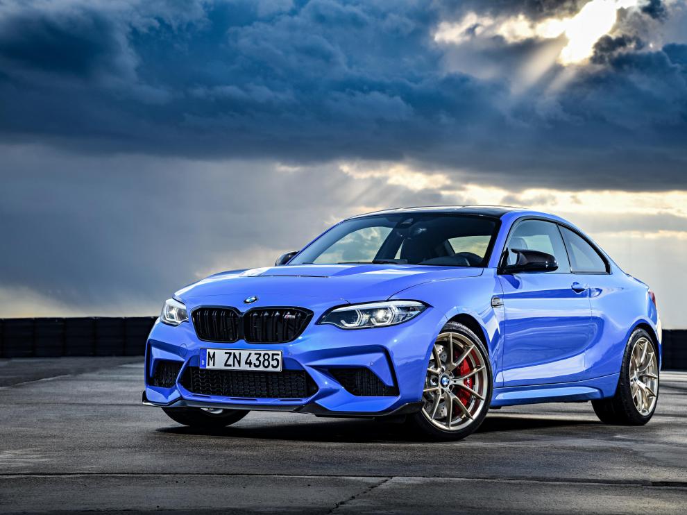 El nuevo BMW M2 CS llega en edición limitada y con una potencia de 450 caballos.