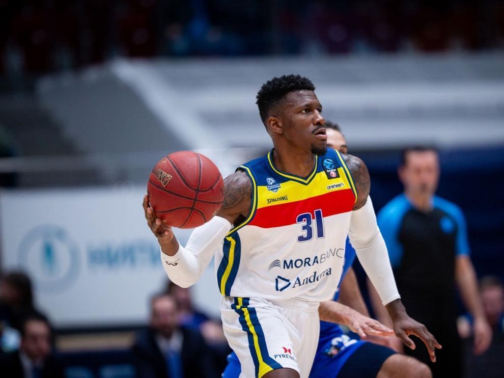 Dylan Ennis, con la camiseta del Andorra.