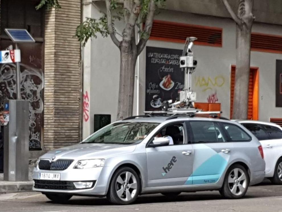 Coche de Here 360. en Zaragoza.