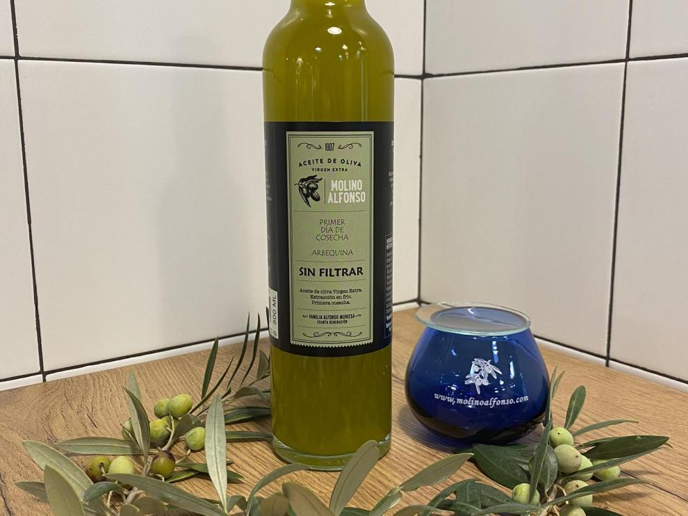 Botella de Primer Día de Cosecha, de la variedad arbequina, de Molino Alfonso.