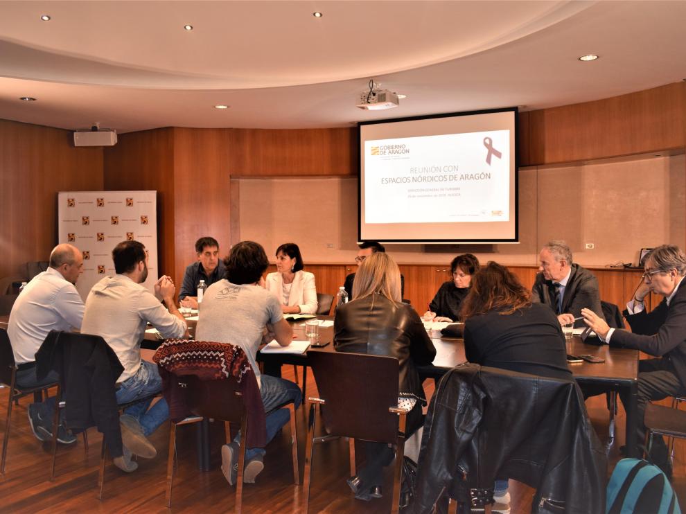Imagen de la reunión mantenida en la Diputación de Huesca.