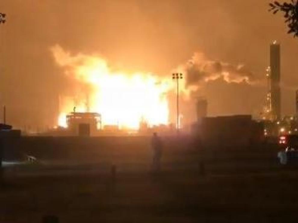 Explosión en una planta química en Texas (Estados Unidos).
