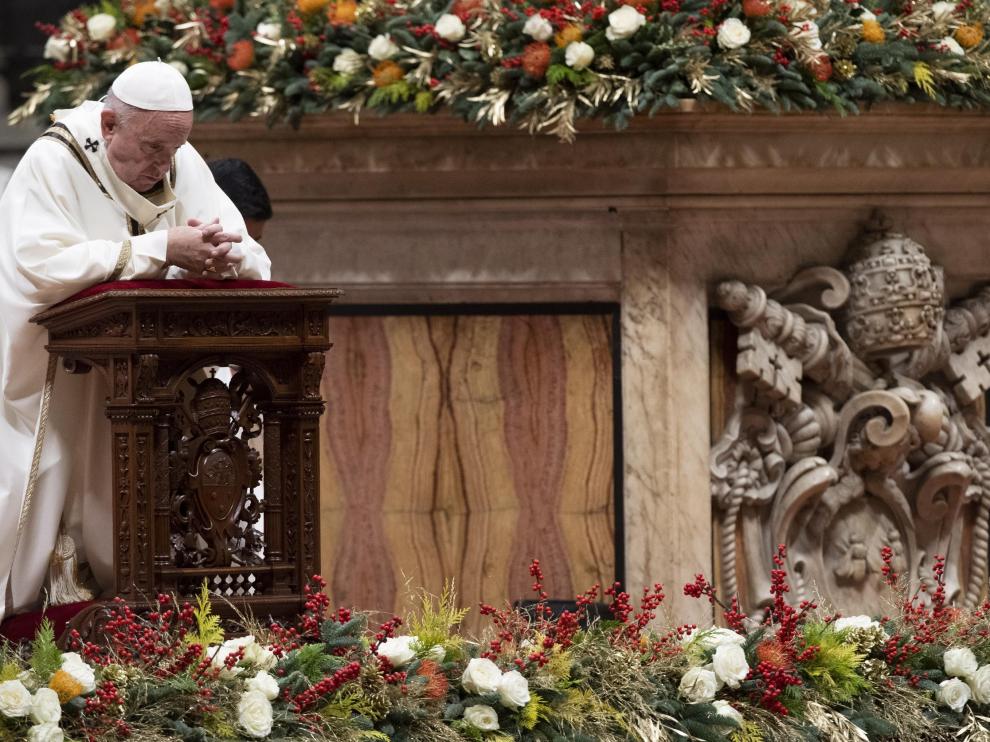 El papa Francisco, durante la Misa del Gallo.