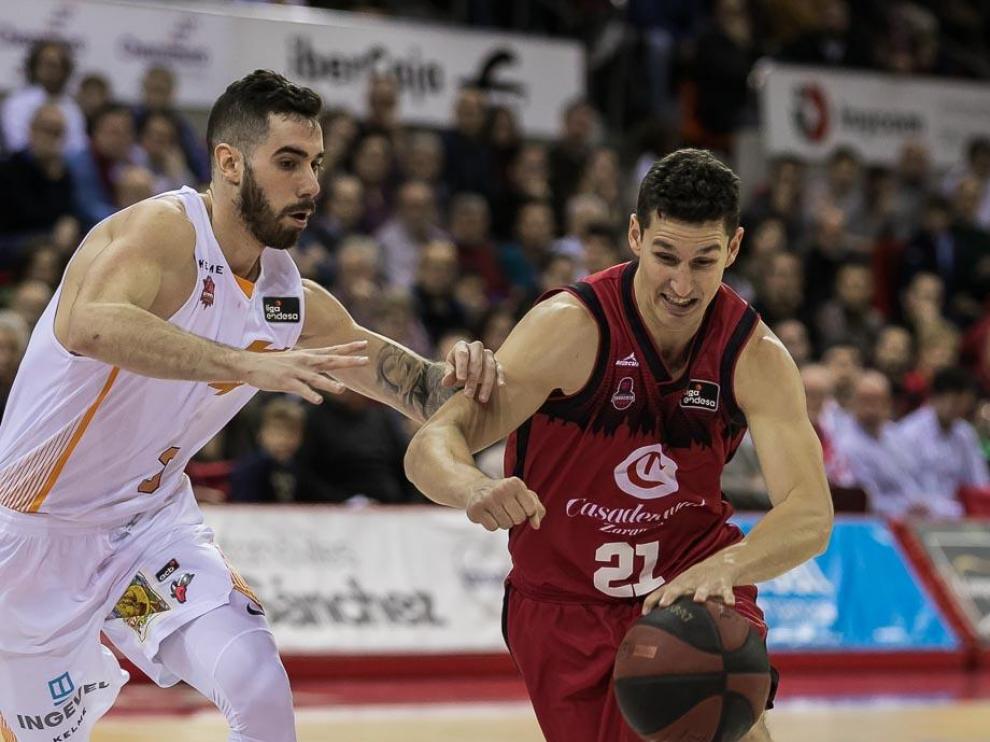 Partido de Casademont Zaragoza contra el Baskonia.