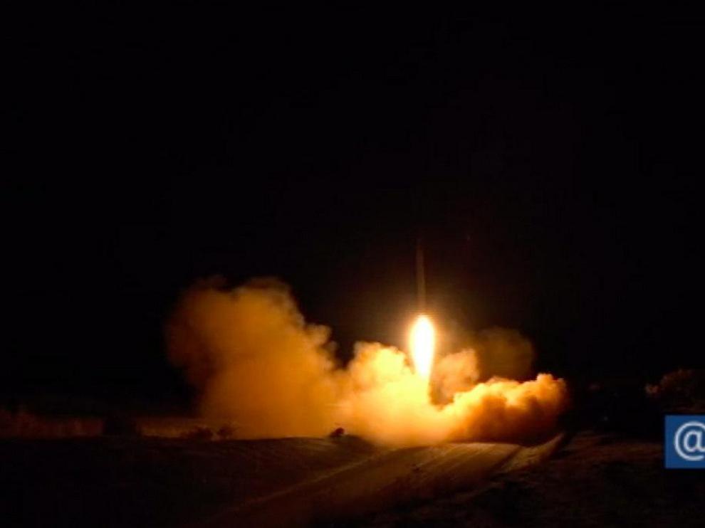 Ataque a la base Al Asad en Irak