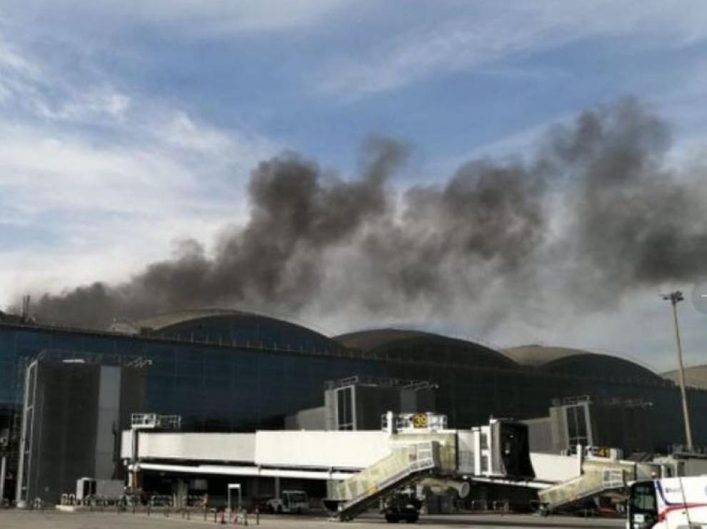 Incendio en el aeropuerto de Alicante.