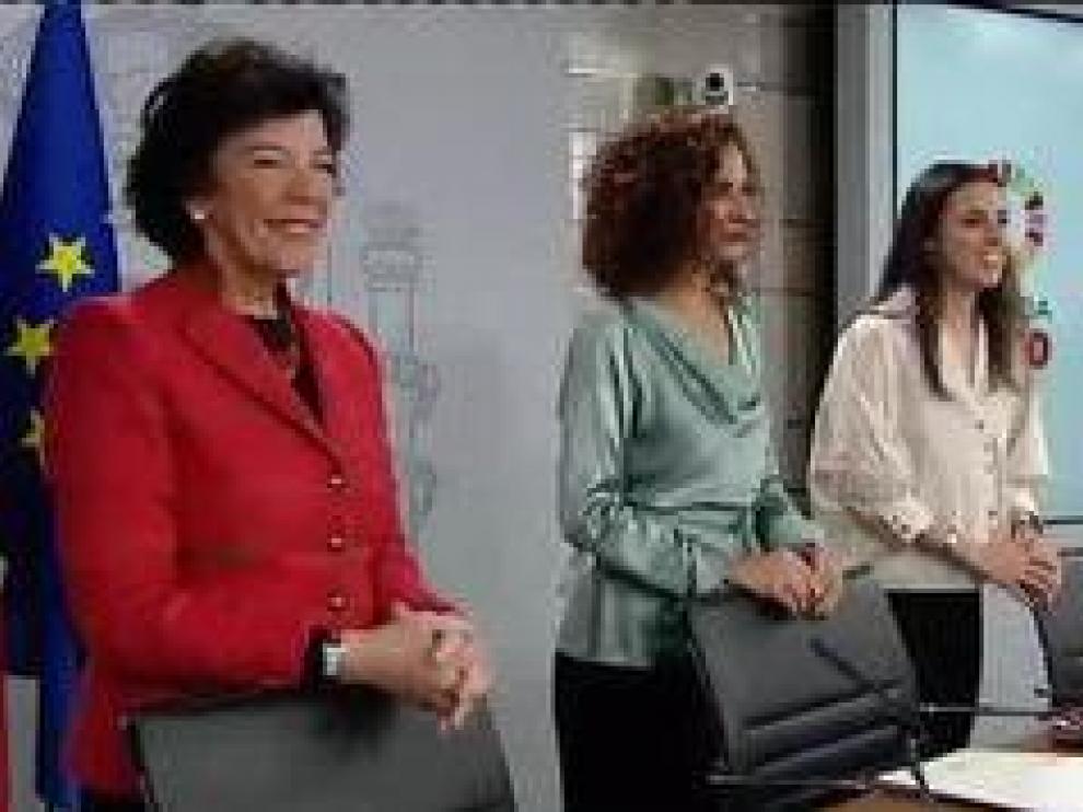 El Gobierno de coalición exhibe unidad frente a la primera batalla ideológica de la legislatura. Tres mujeres de distinto partido político para hacer frente a las medidas tomadas por el Gobierno de la Región de Murcia. Ya les han mandado un requerimiento para que supriman el llamado PIN parental.