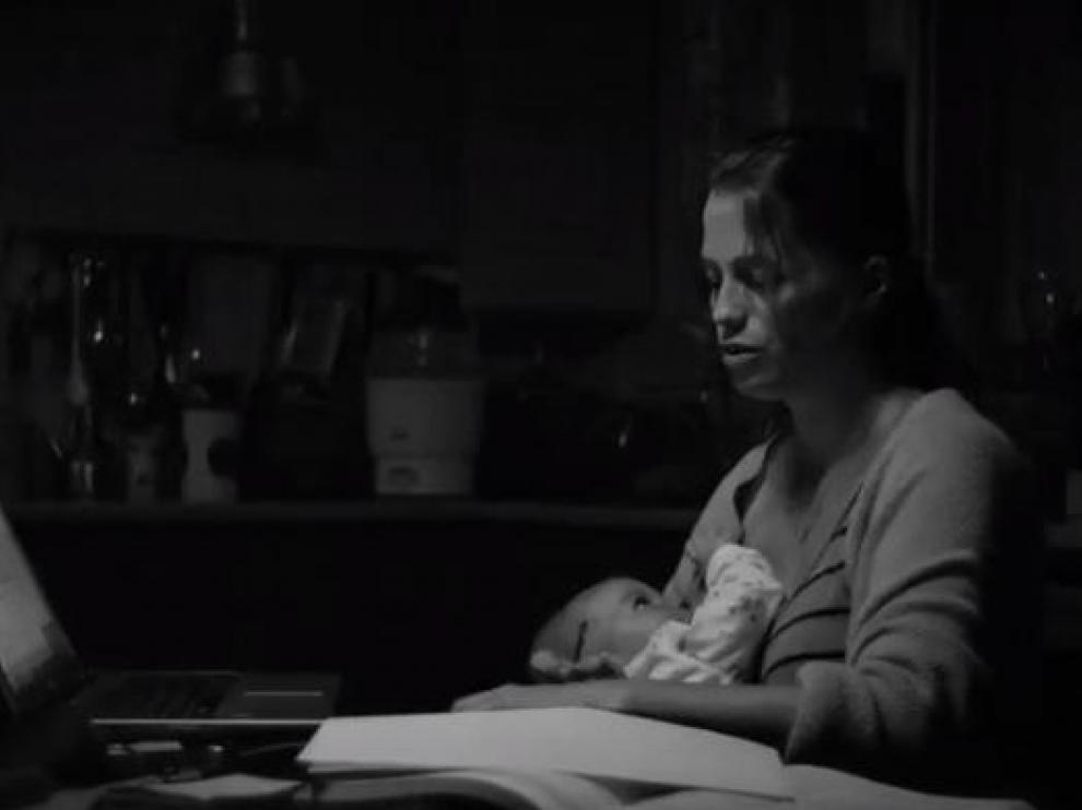 Eva, investigadora, es una de las protagonistas de los anuncios de Pikolin