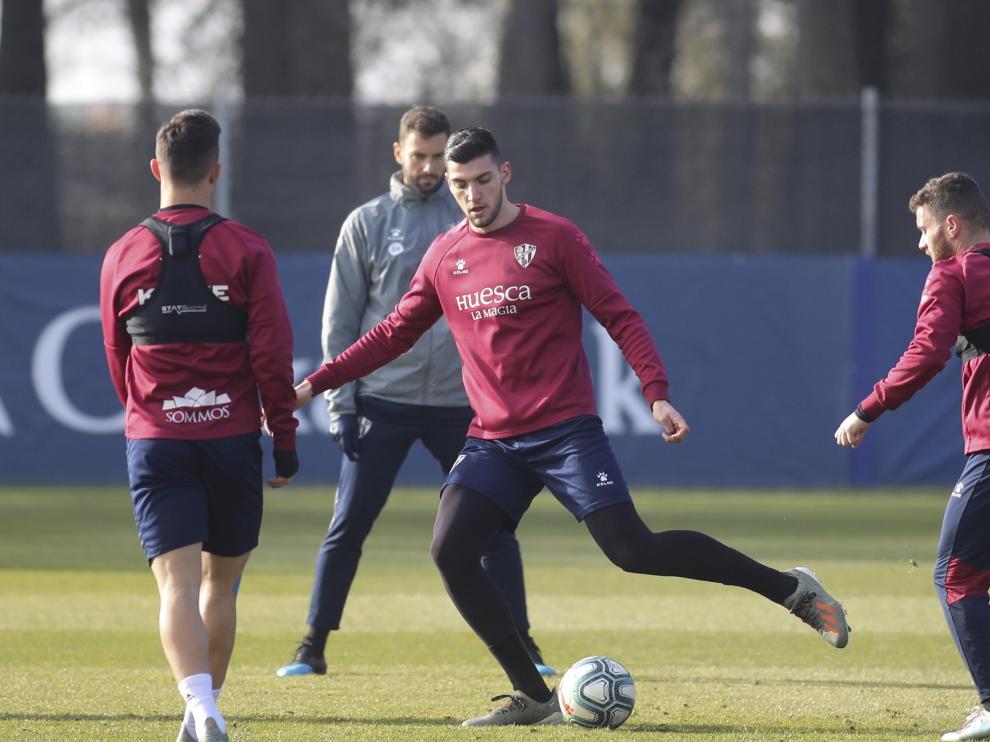 Imagen de Rafa Mir durante un entrenamiento de la SD Huesca