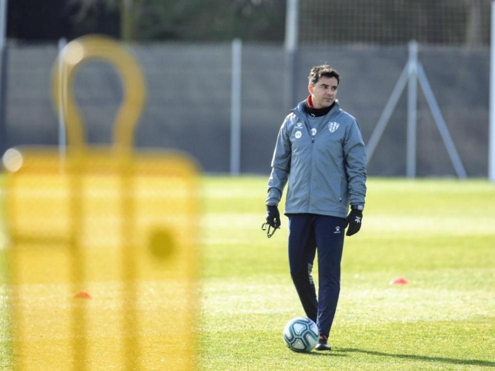 Míchel Sánchez, durante un entrenamiento de la SD Huesca