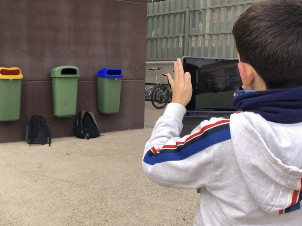 La brigada de ecoalumnos controla los residuos generados durante el recreo