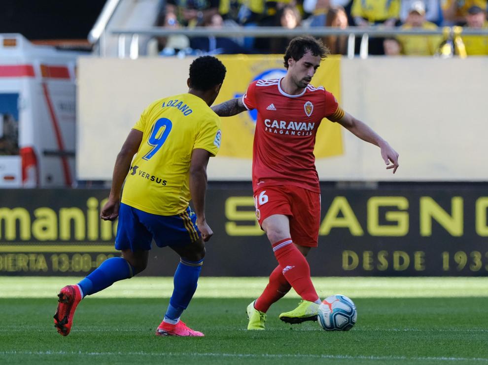 Imágenes del encuentro entre el Cádiz y el Real Zaragoza.
