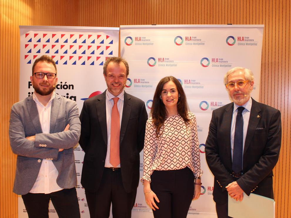 Alberto Brosed, el doctor Carlos Ivorra, Darioleta Aranda y el doctor Pérez Lambán, en la jornada de ayer.