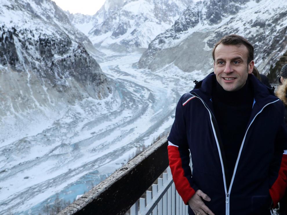 El presidente francés, en el glaciar 'Mar de hielo' de Chamonix.