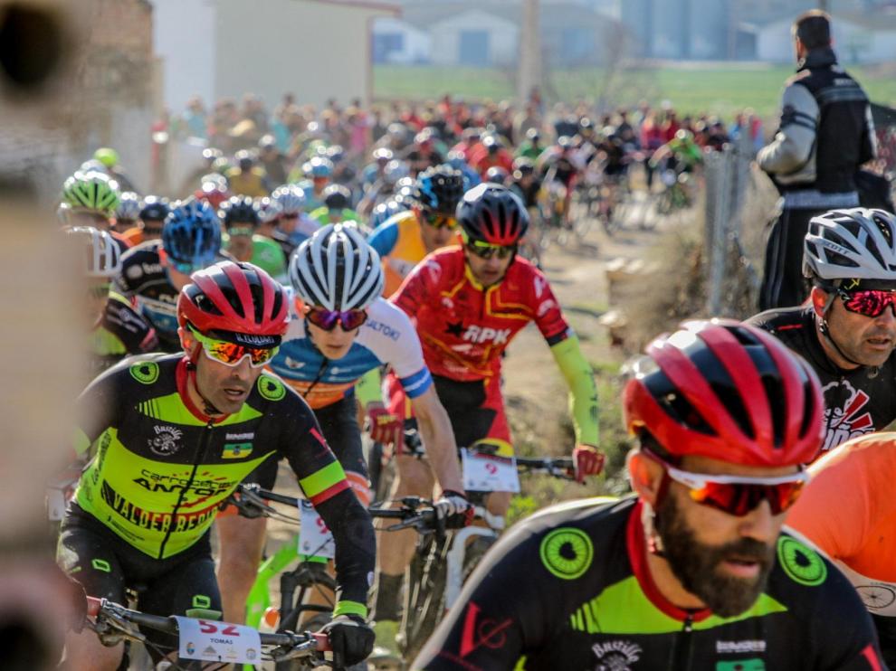 Imagen de una pasada edición de la Aragón Bike Race