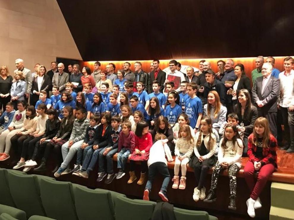Foto de familia de los premiados en la XXII edición de los Félix de Azara.