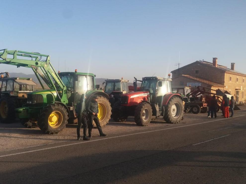 Protestas de los agricultores del entorno de la Laguna de Gallocanta en los centros de interpretación.
