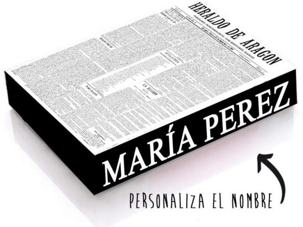 La caja se puede personalizar con la portada y el nombre que se desee.